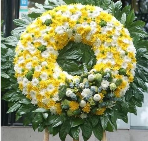 花圈.jpg